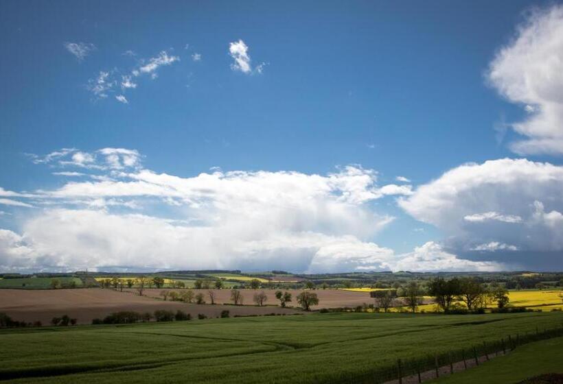 ベッドアンドブレックファースト Whitehouse Country House