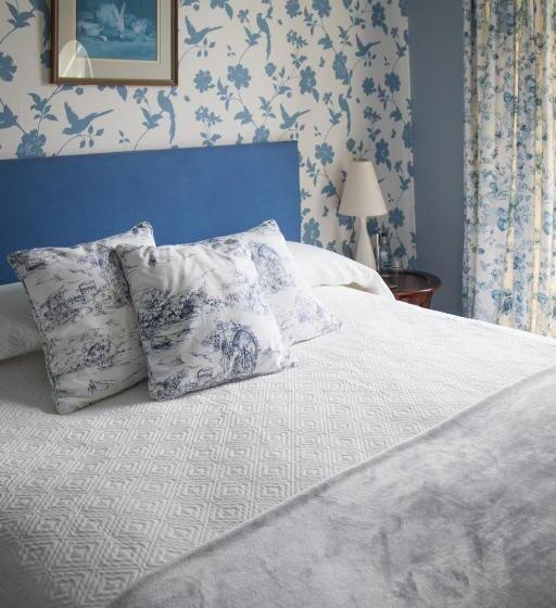 ベッドアンドブレックファースト Whitehouse Country House