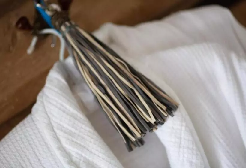 Forthay Bed And Breakfast