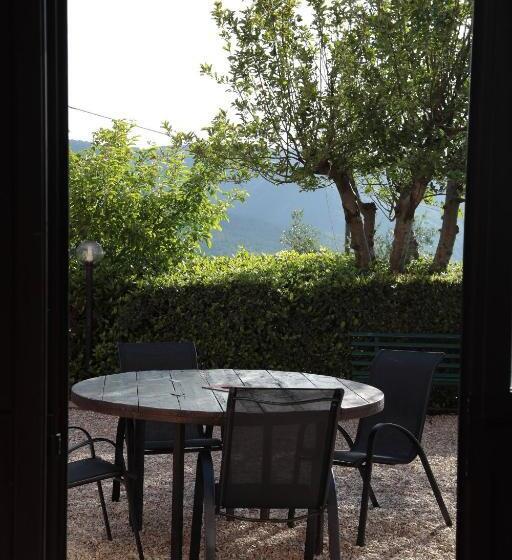 فندق Agriturismo Podere Acqualoreto