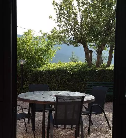 Hotelli Agriturismo Podere Acqualoreto