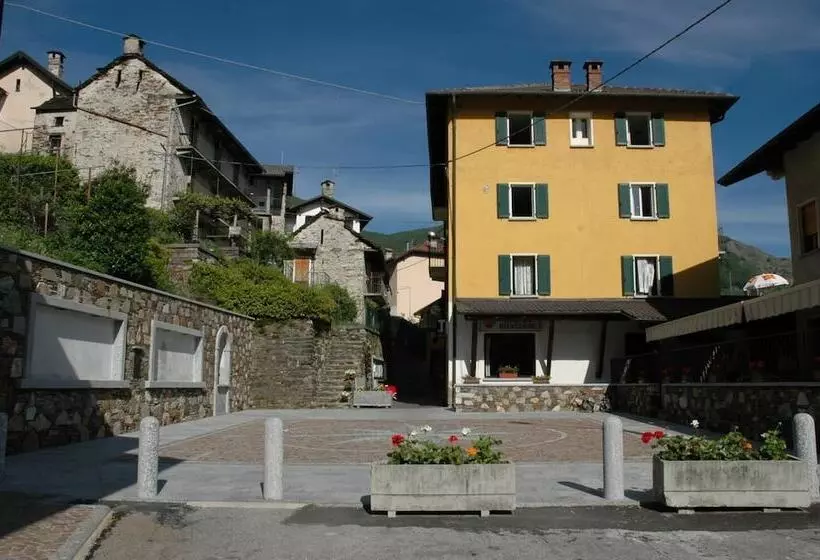 ホテル Albergo Belvedere