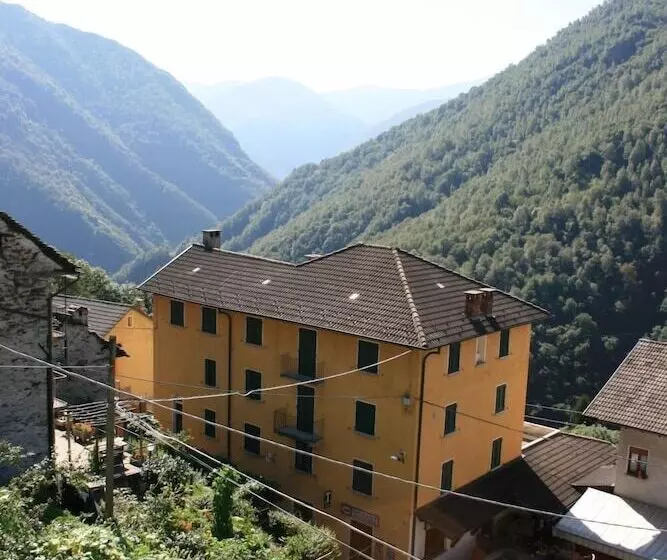 ホテル Albergo Belvedere