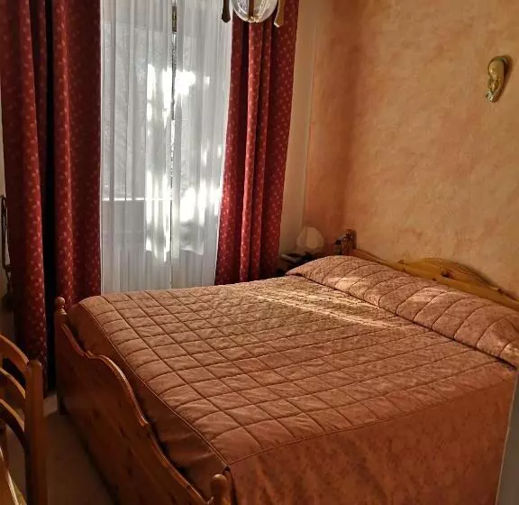 ホテル Albergo Diana