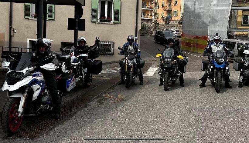 Отель Albergo Tuenno