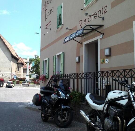 Отель Albergo Tuenno