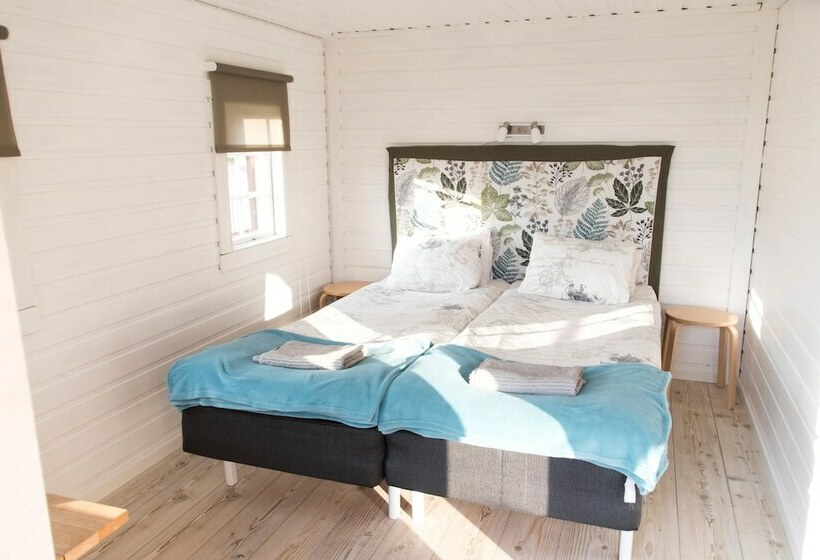 Hotelli Bjorsbo Forest & Lake Hideaways