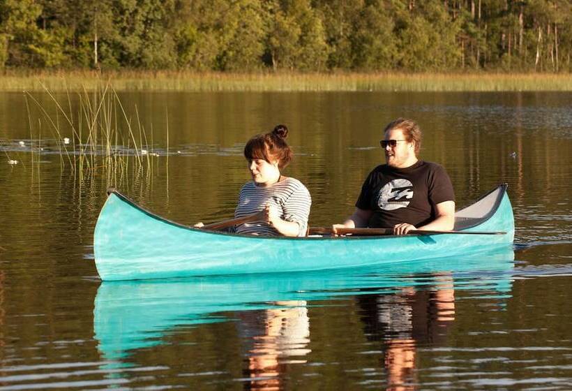 Hotelli Bjorsbo Forest & Lake Hideaways