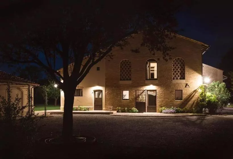 Hotelli Case Zucchi Bioagriturismo
