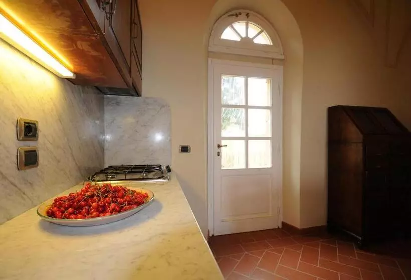 Hotelli Relais Villa Sensano