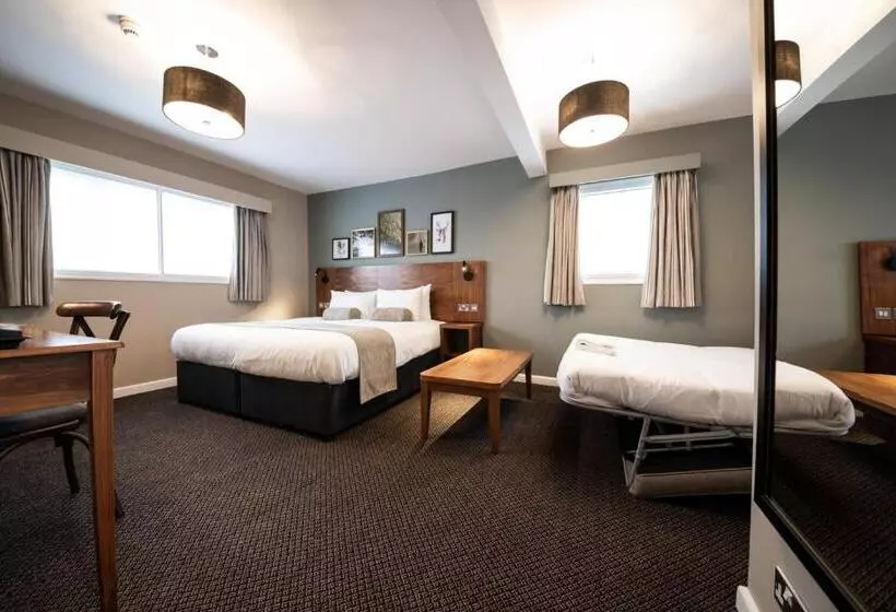 Hotelli The Springfield Inn By Innkeeper S Collection