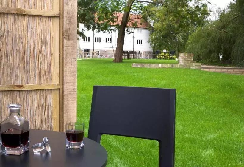 ホテル Tuddenham Mill Luxury