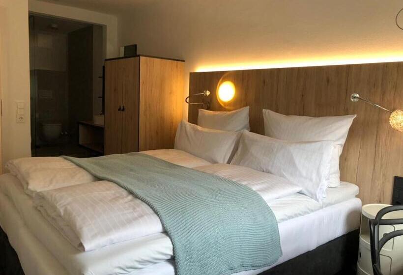 בית מלון כפרי Weinhaus Fries