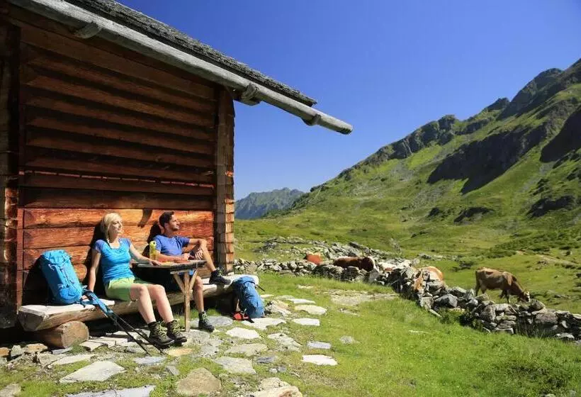 Panoramahotel Stocker