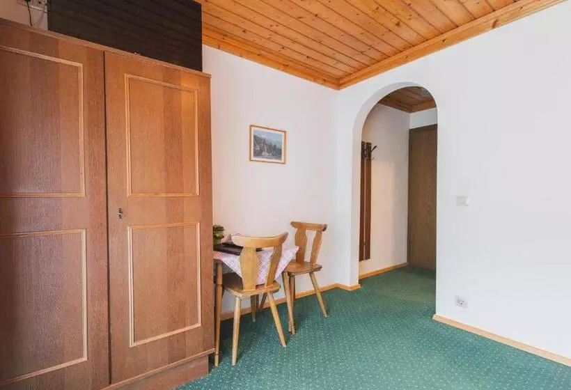 Panoramahotel Stocker