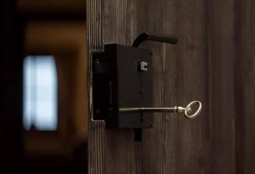 ペンション Amadehaus