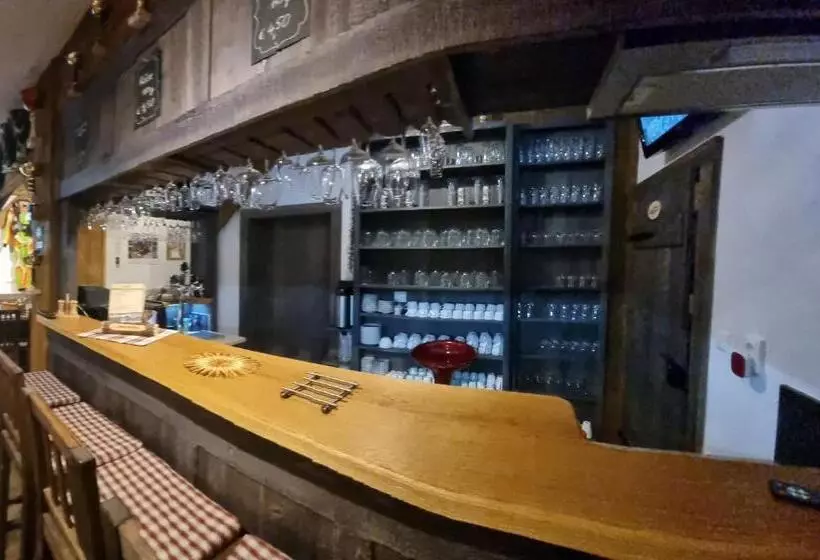 ペンション Amadehaus