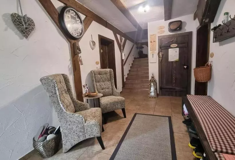 ペンション Amadehaus