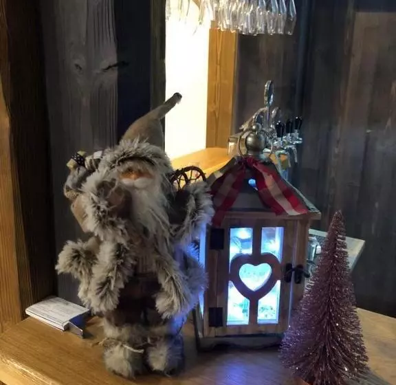 ペンション Amadehaus