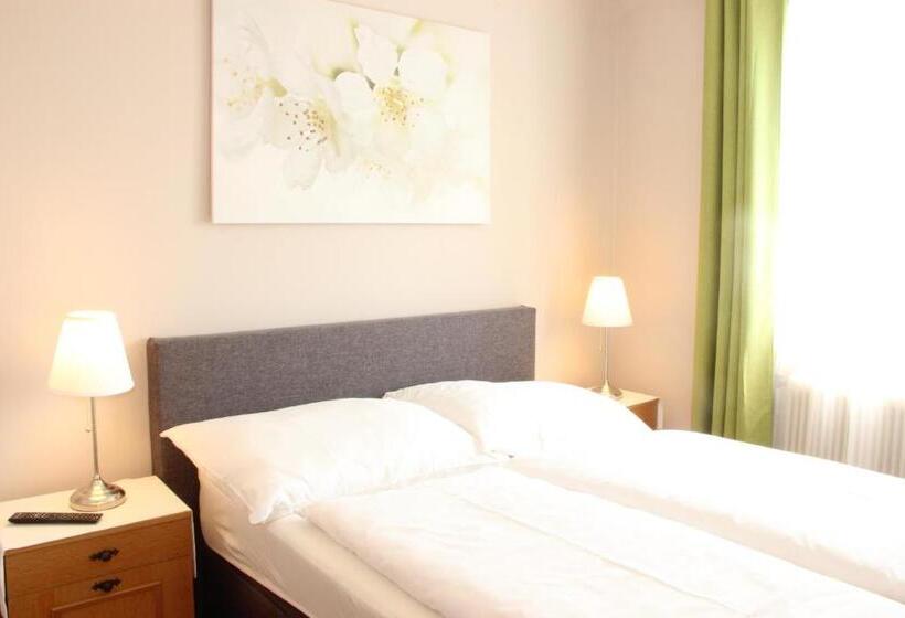 펜션 Landgasthof Schmid   Unterkunft & Restaurant