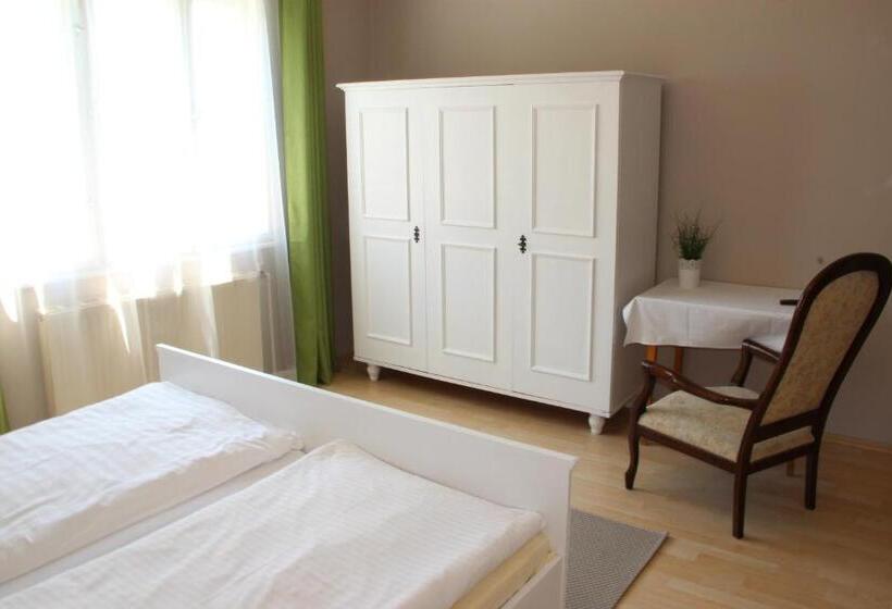 펜션 Landgasthof Schmid   Unterkunft & Restaurant