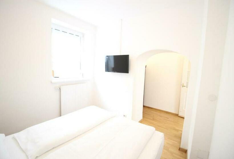 펜션 Landgasthof Schmid   Unterkunft & Restaurant