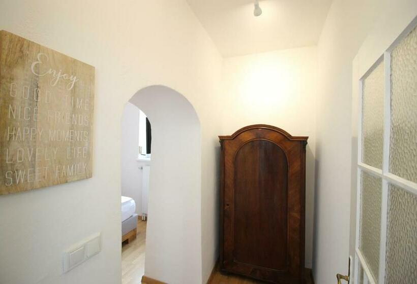 펜션 Landgasthof Schmid   Unterkunft & Restaurant