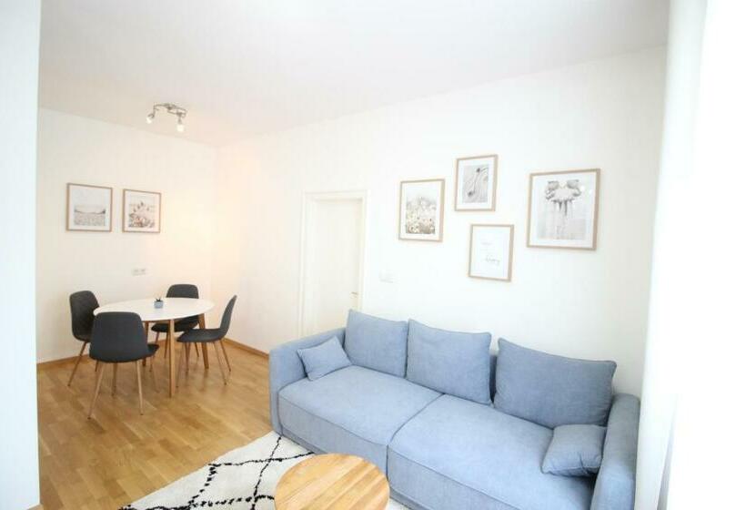 펜션 Landgasthof Schmid   Unterkunft & Restaurant