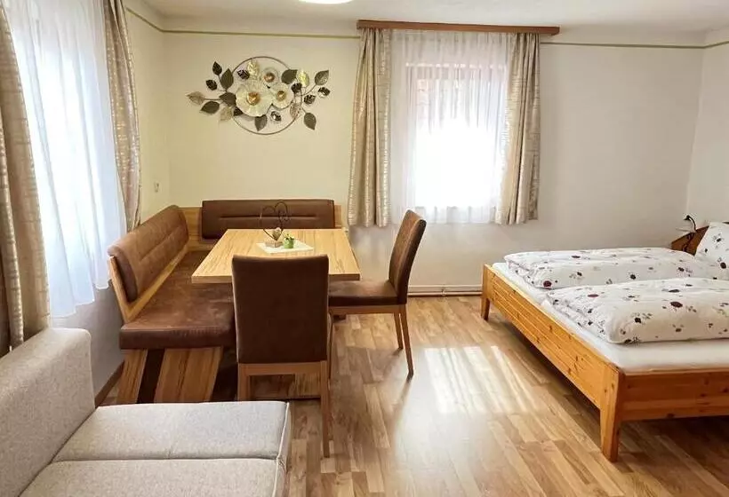 ペンション Gasthof Seeblick