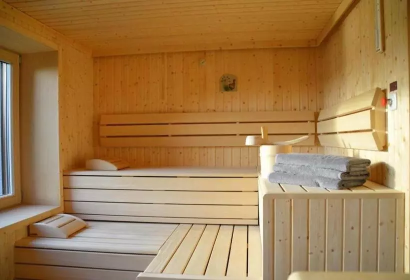 Majatalo Gasthof Zur Donaubrücke