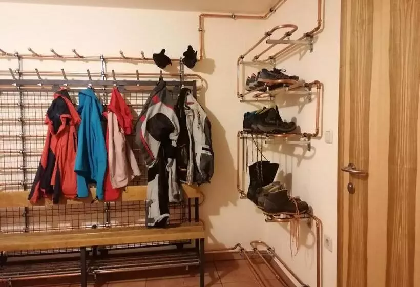 Majatalo Gasthof Zur Donaubrücke