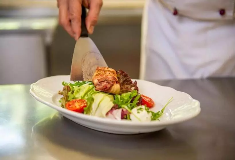 Majatalo Gasthof Zur Donaubrücke