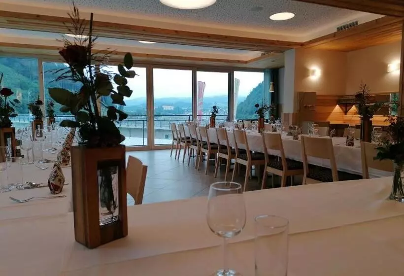 Majatalo Gasthof Zur Donaubrücke