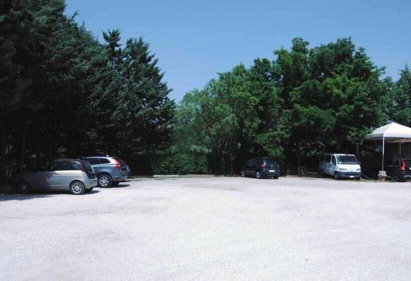 ペンション La Cascina Del Viaggiatore