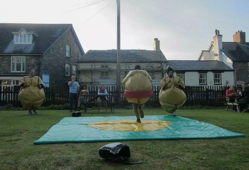 ペンション The Penrhos Arms