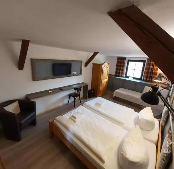 Pension & Restaurant Alte Schule