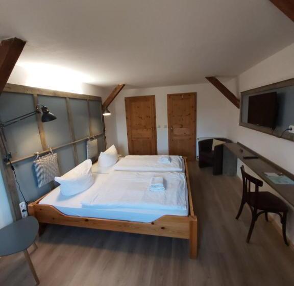 Pension & Restaurant Alte Schule