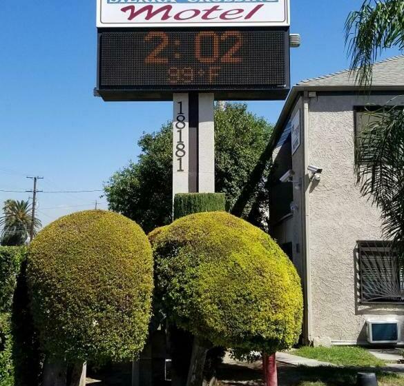 Sierra Crossing Motel