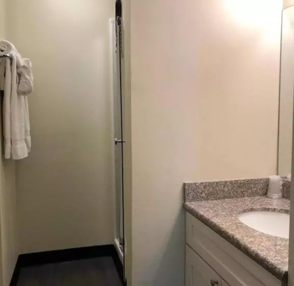 Sierra Crossing Motel