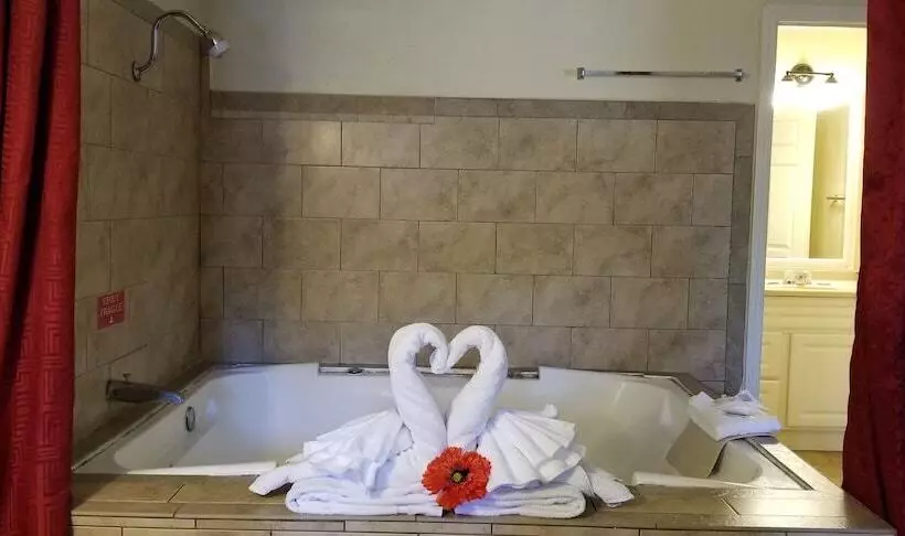 Sierra Crossing Motel