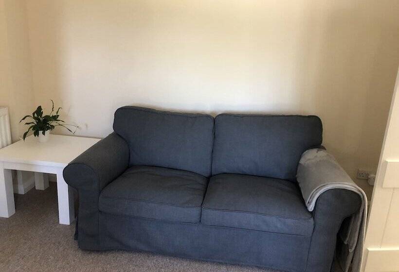 The Clifden Arms B&b