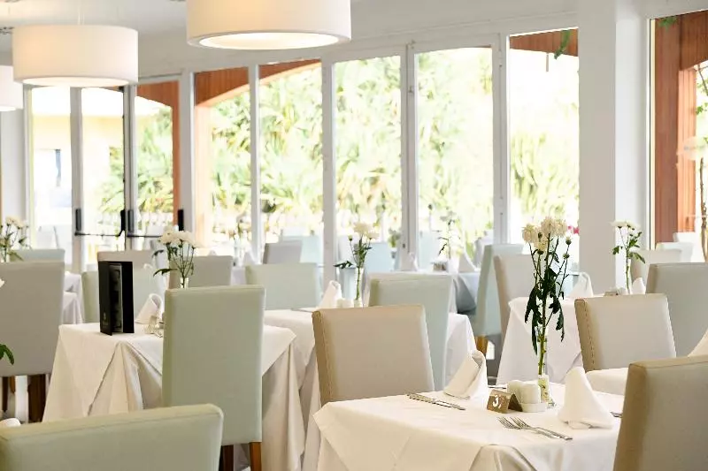 Buganvilla Hotel & Spa