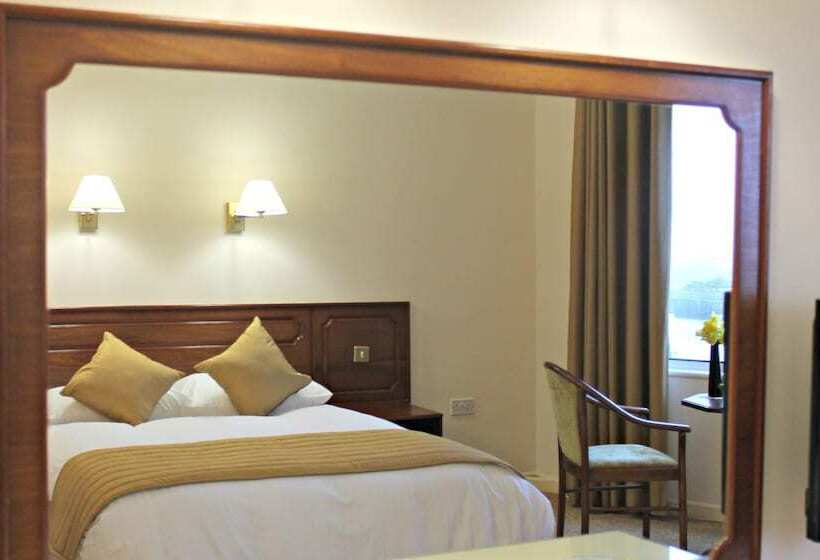 Central Hotel Donegal