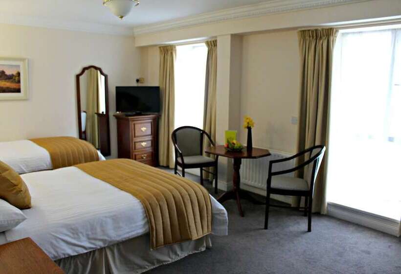 Central Hotel Donegal