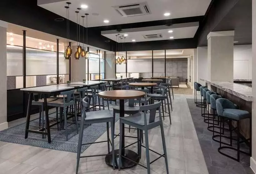 هتل Doubletree By Hilton Denver Cherry Creek