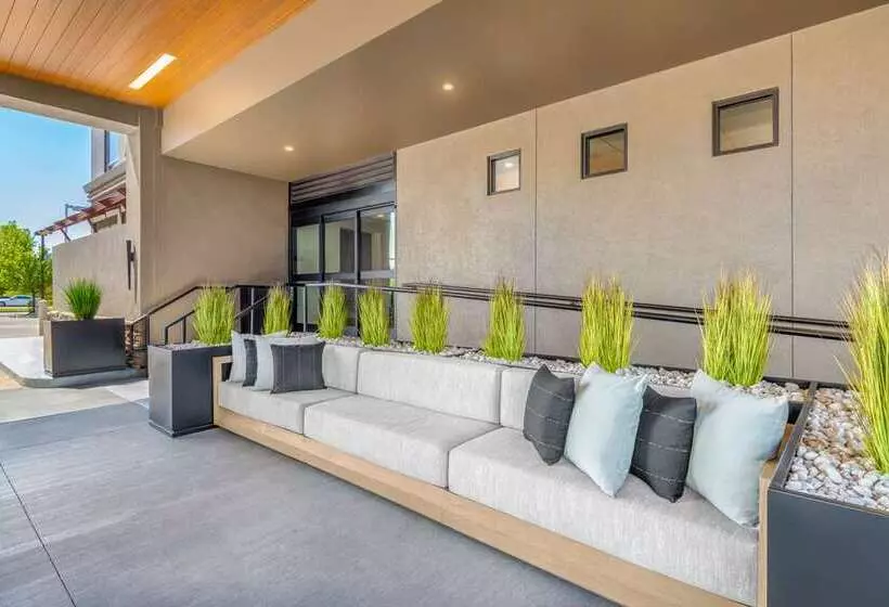 هتل Doubletree By Hilton Denver Cherry Creek