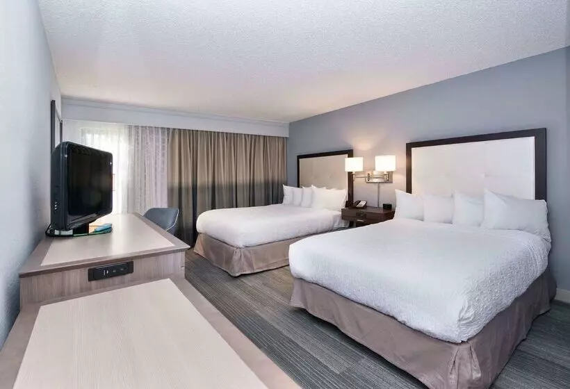 בית מלון כפרי Hampton Inn   Naples   I 75