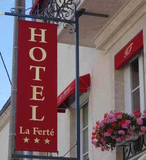فندق Hôtel De La Ferté