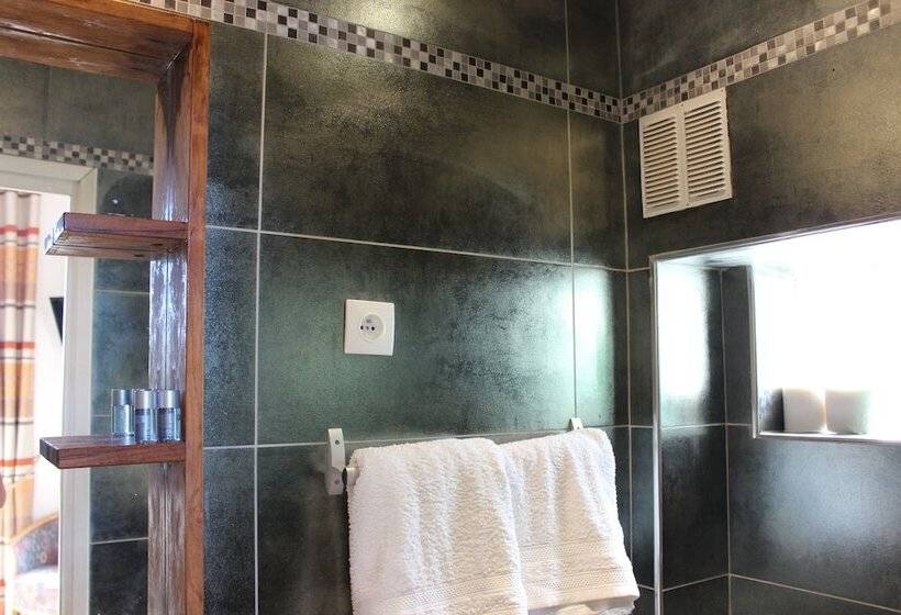 فندق Hôtel Villa La Malouine