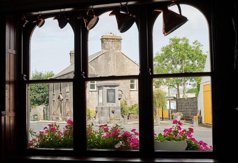 Hotel Hylands Burren